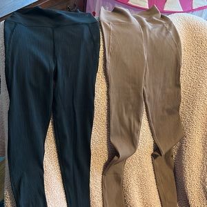Bundle price Beyond yoga leggings, glider line size xs never been worn